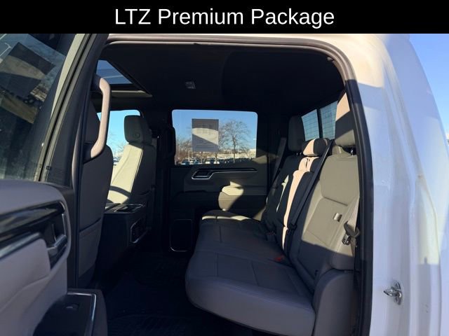 Certified 2025 Chevrolet Silverado 1500 LTZ w/ LTZ Premium Package image 9