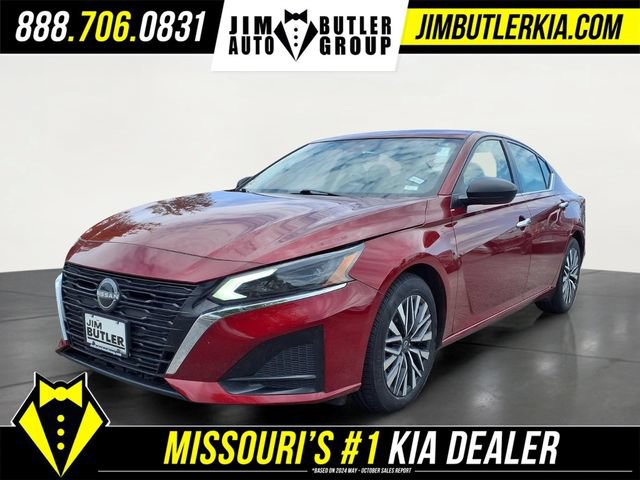 Used 2025 Nissan Altima 2.5 SV FWD image 1