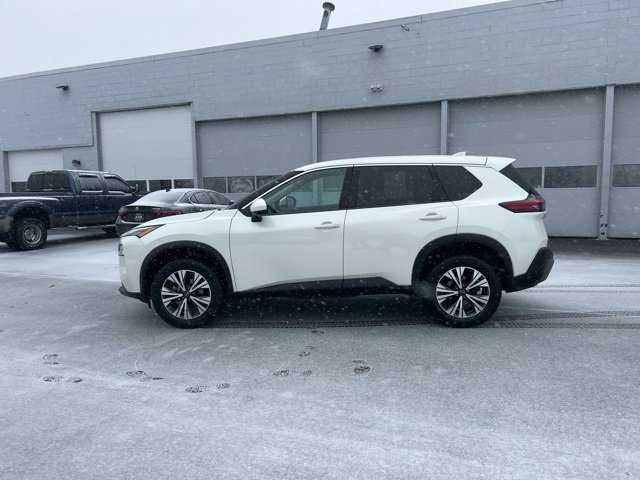 Used 2023 Nissan Rogue SV image 15