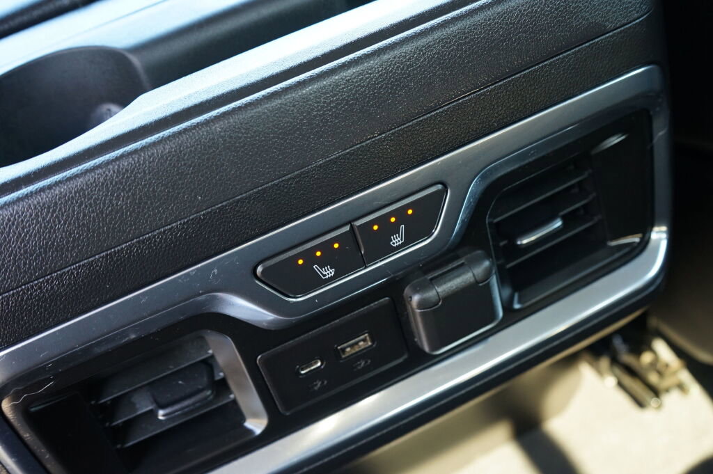 Used 2019 GMC Sierra 1500 SLT image 18