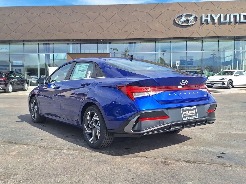 New 2026 Hyundai Elantra Limited image 5