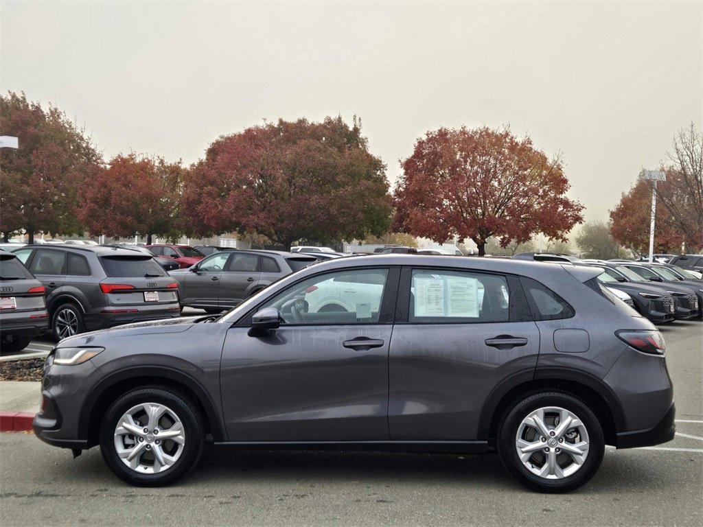 Certified 2025 Honda HR-V LX image 7