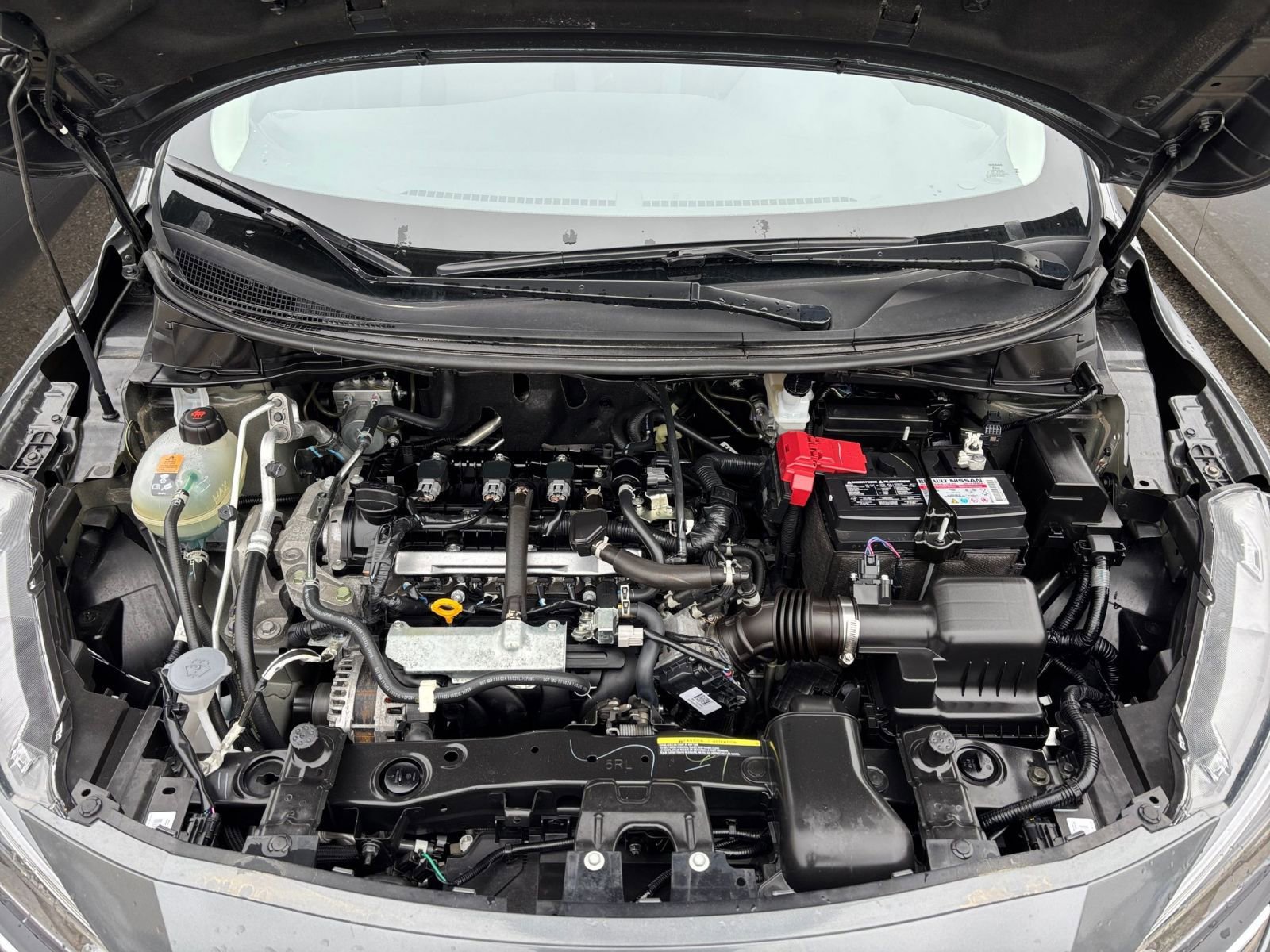 Used 2025 Nissan Versa SV FWD image 30