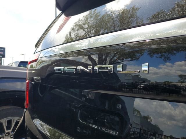 New 2026 GMC Yukon Denali AWD/4WD image 9