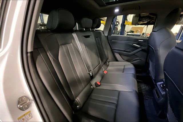 Used 2025 Audi Q6 e-tron Premium Plus w/ Premium Plus image 27