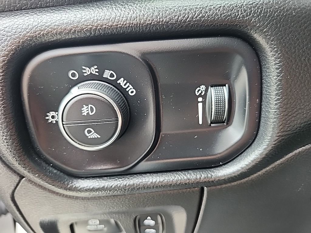 Certified 2022 RAM 1500 Big Horn image 24