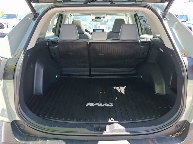 Certified 2021 Toyota RAV4 XLE Premium AWD/4WD image 30