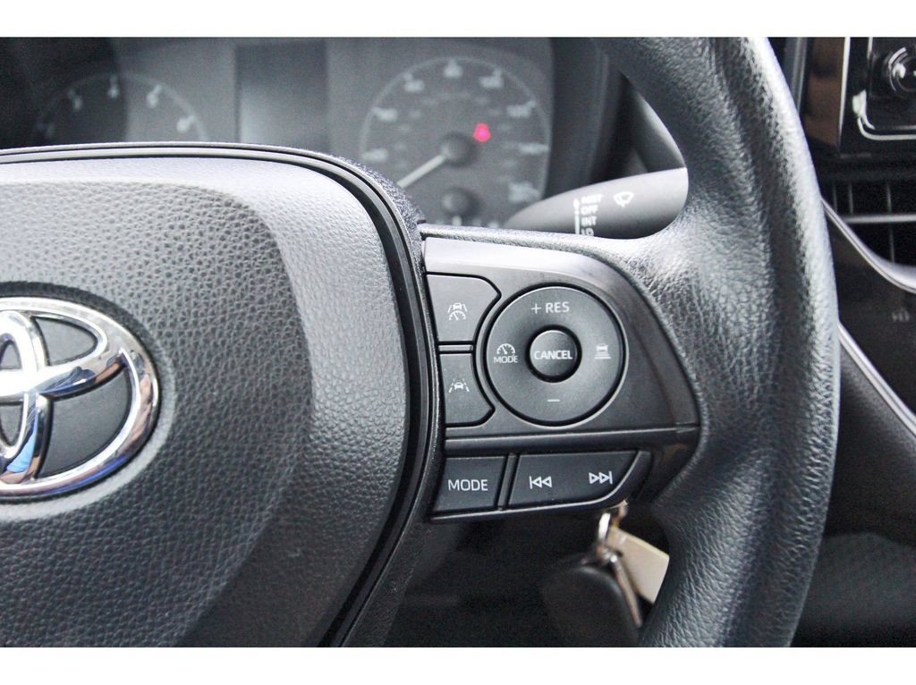 Used 2024 Toyota Corolla LE FWD image 16
