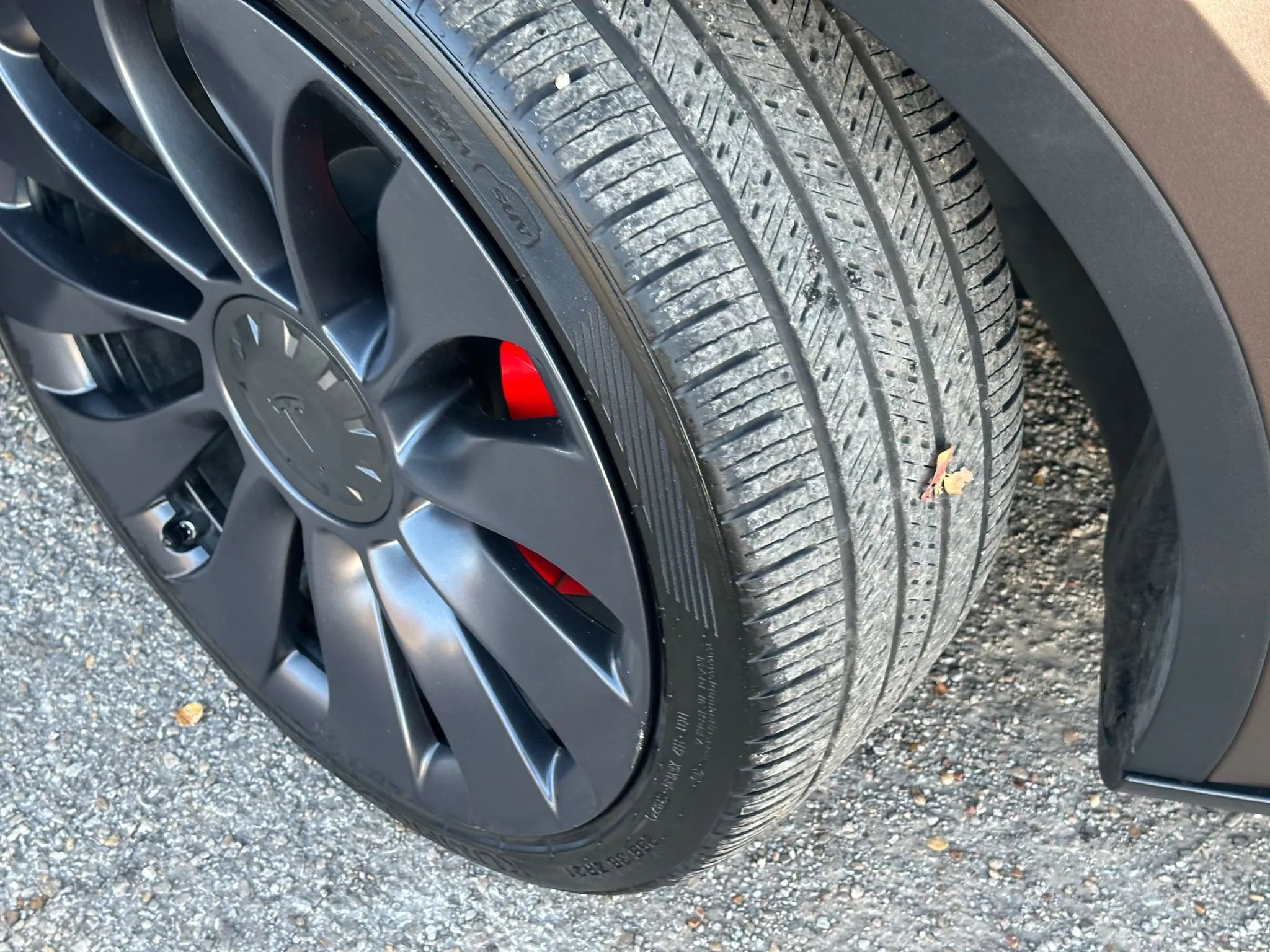 Used 2021 Tesla Model Y Performance image 32