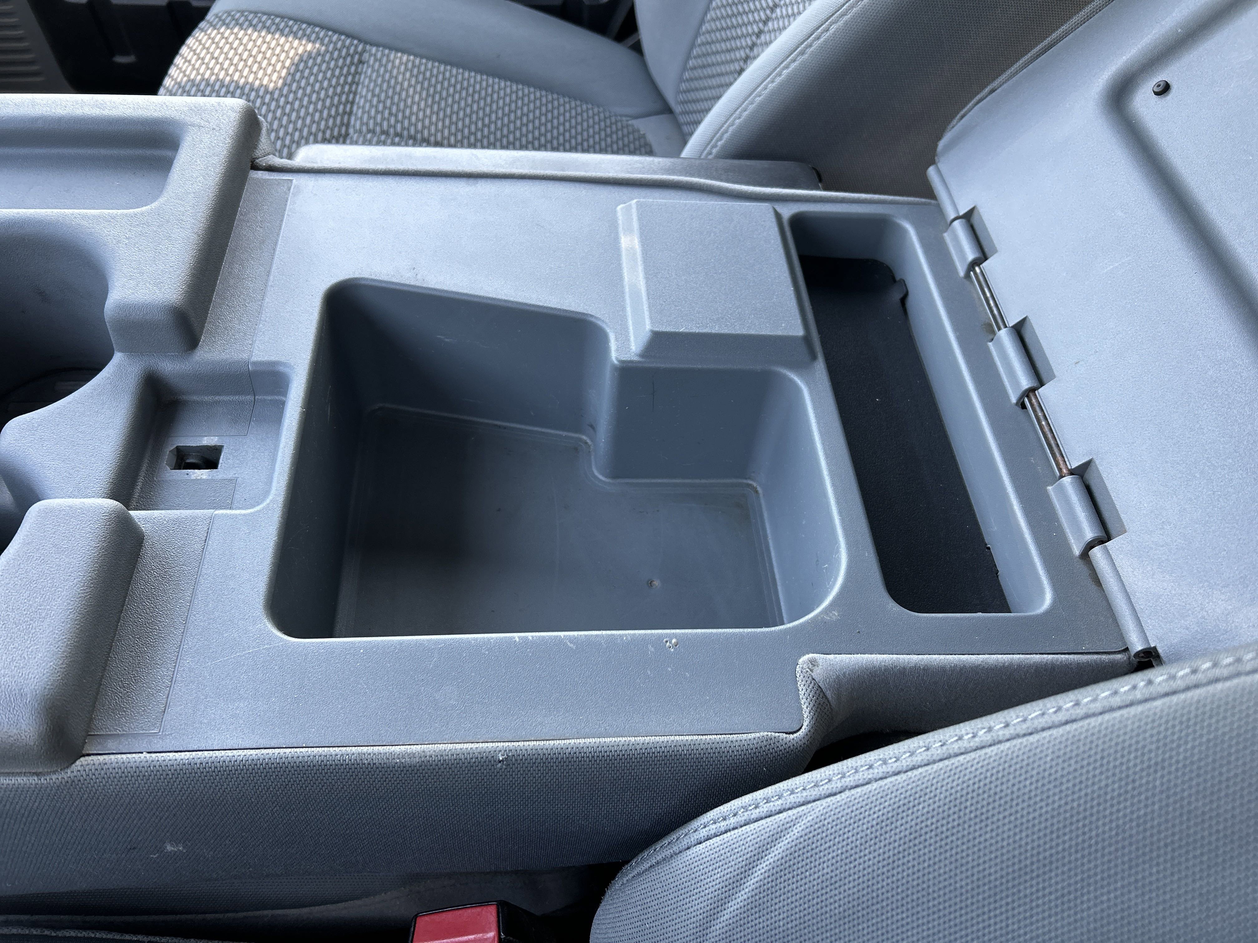 Used 2015 Ford F350 XLT image 28