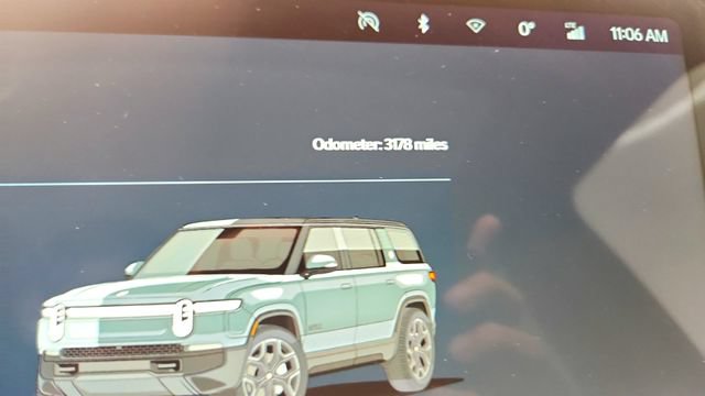Used 2026 Rivian R1S Adventure AWD/4WD image 61