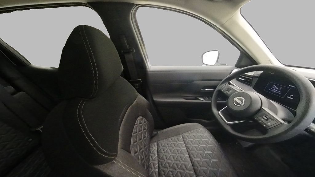 Used 2025 Nissan Kicks SV AWD/4WD image 20