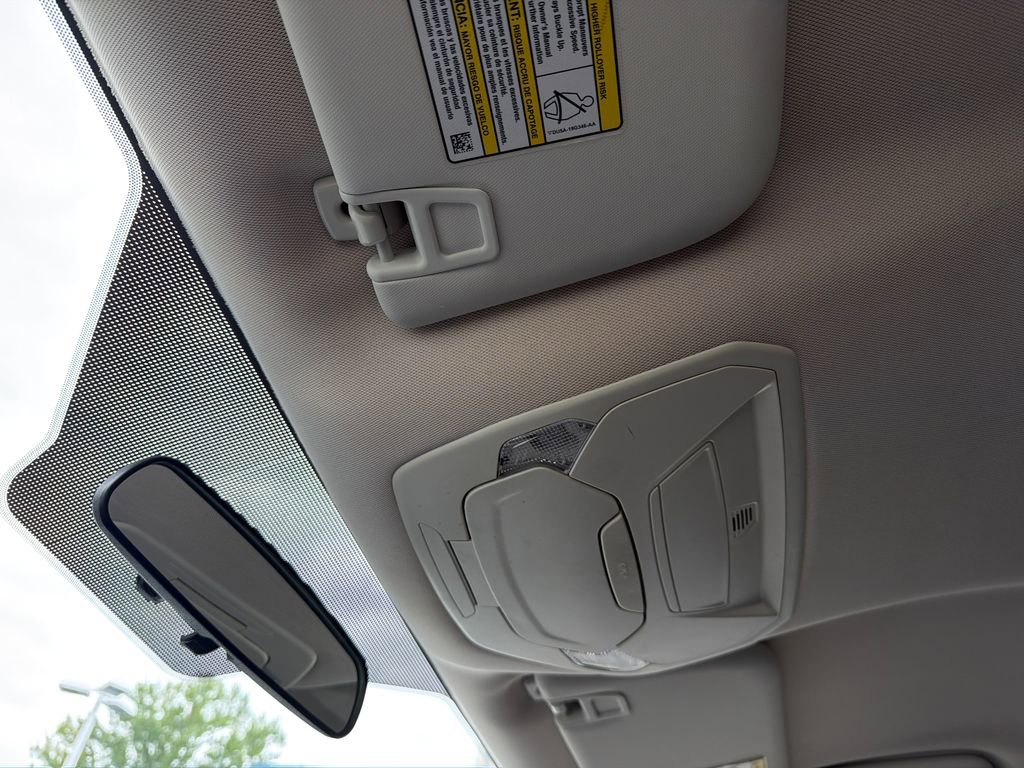 Used 2018 Ford Escape SEL AWD/4WD image 28
