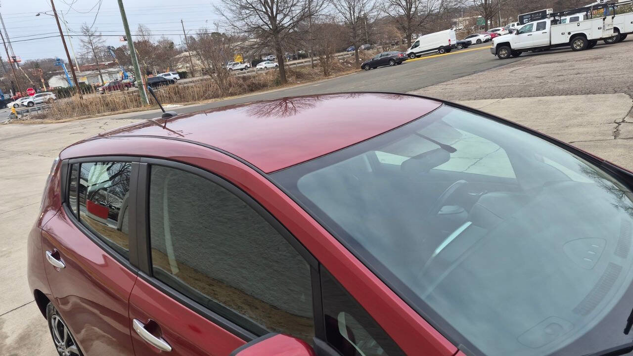 Used 2014 Nissan Leaf S image 34