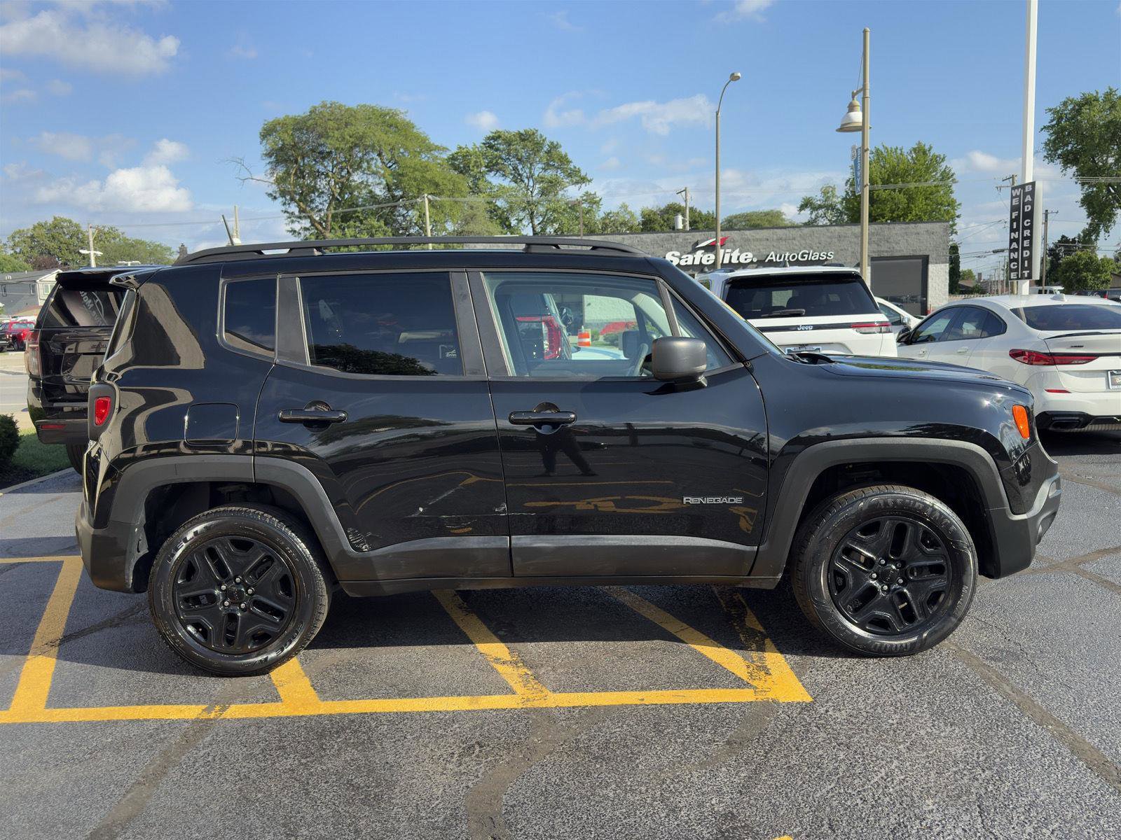 Used 2019 Jeep Renegade Sport AWD/4WD image 7