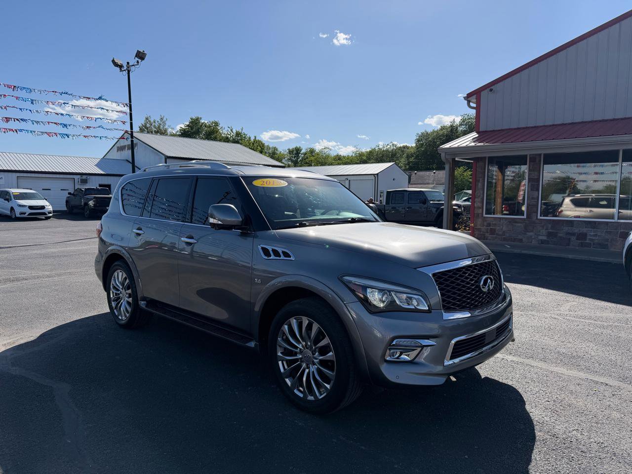 Used 2015 INFINITI QX80 2WD w/ 22" Wheel Package video 1