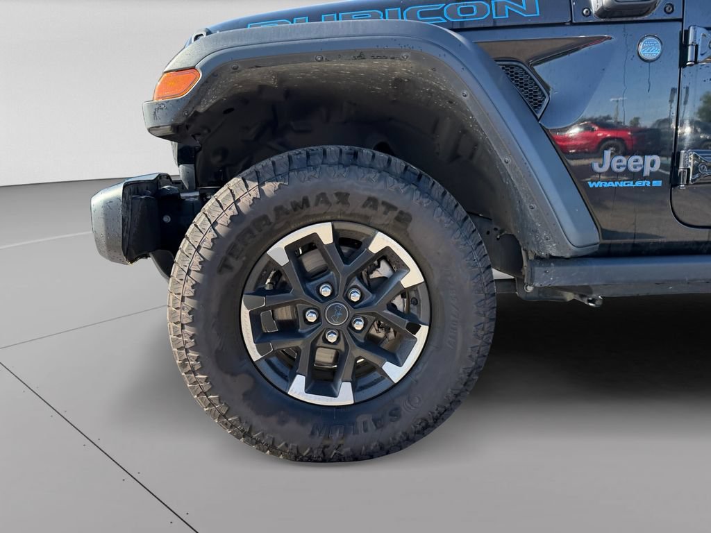 Used 2024 Jeep Wrangler Unlimited Rubicon 4xe AWD/4WD image 30