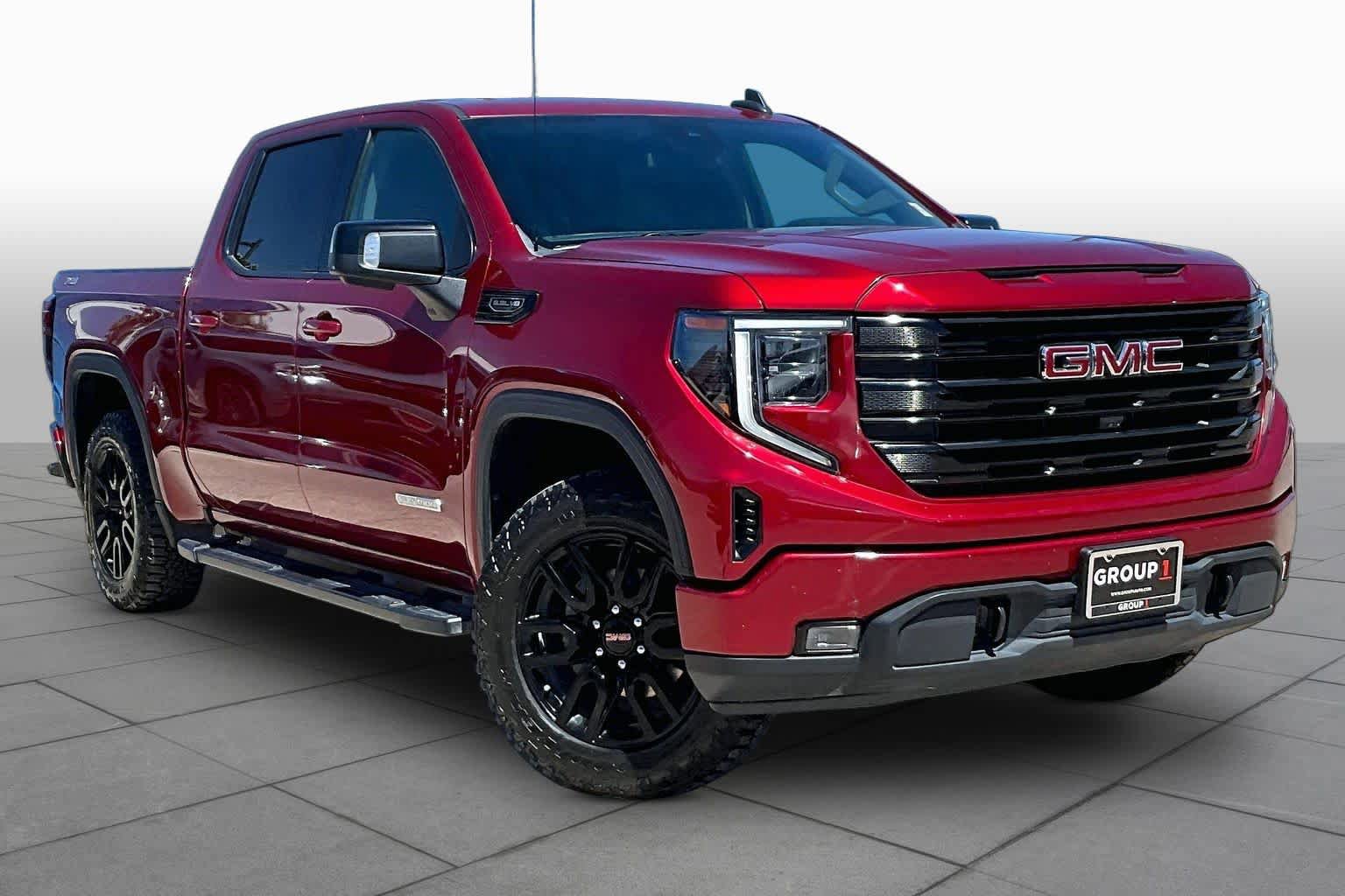 Used 2022 GMC Sierra 1500 Elevation w/ Elevation Premium Package AWD/4WD image 3
