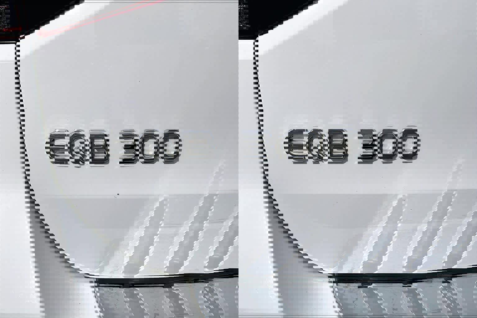 Certified 2023 Mercedes-Benz EQB 300 4MATIC image 31