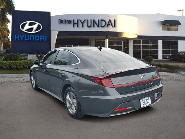 Certified 2023 Hyundai Sonata SE w/ Preferred Accessory Package FWD image 4