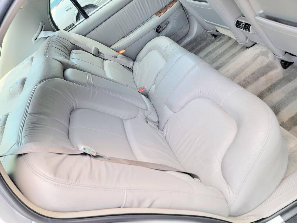 Used 2001 Buick Park Avenue w/ Prestige Pkg FWD image 20