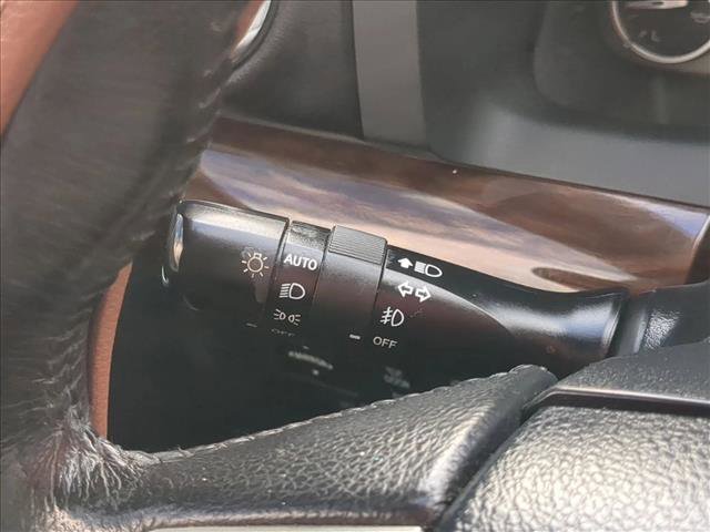 Used 2014 Toyota Tundra Limited w/ Limited Premium Package AWD/4WD image 15