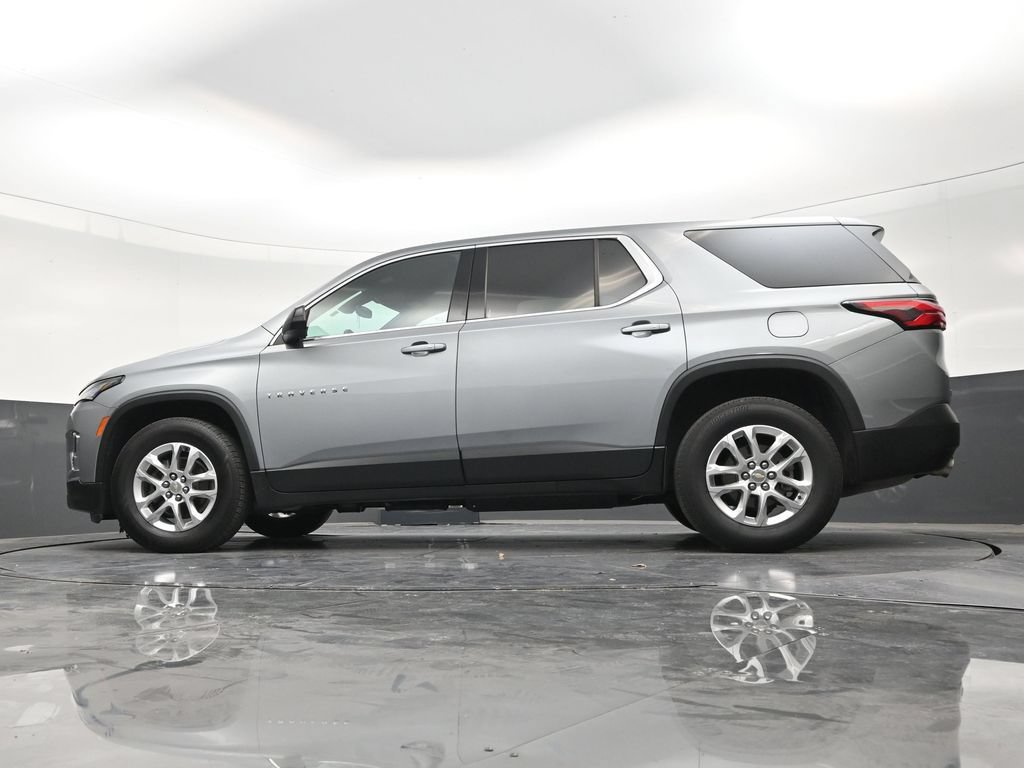 Used 2023 Chevrolet Traverse LS FWD image 20