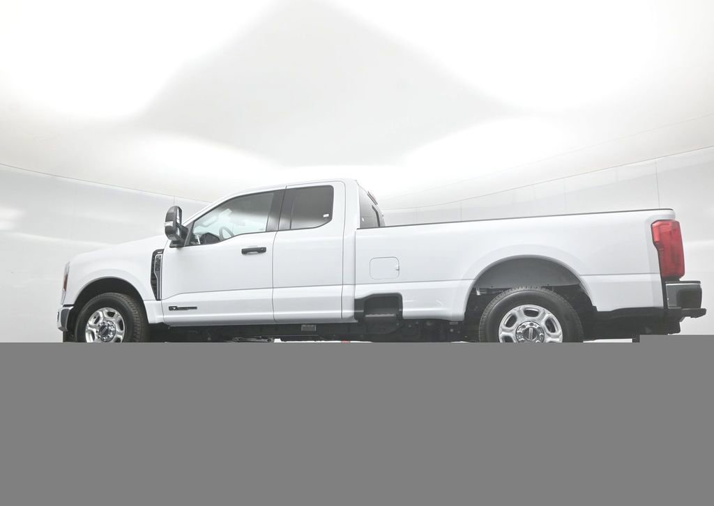 New 2026 Ford F350 XLT image 44