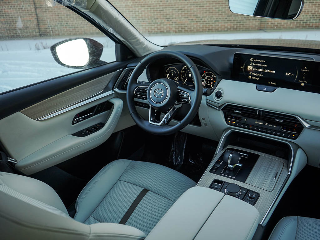 New 2026 MAZDA CX-90 Plug-In Hybrid w/ Premium Plus image 16