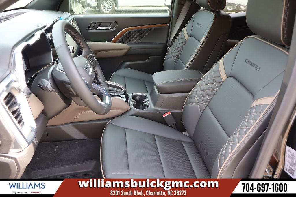 New 2026 GMC Canyon Denali w/ LPO, Denali Black Edition AWD/4WD image 12