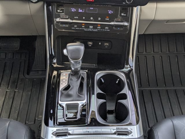 Certified 2024 Kia Carnival SX FWD image 28