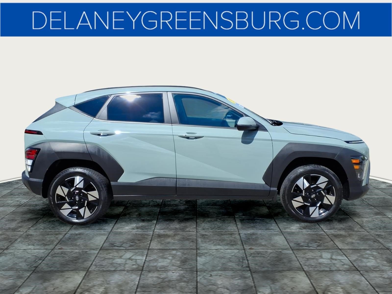 Used 2025 Hyundai Kona SEL AWD/4WD image 2