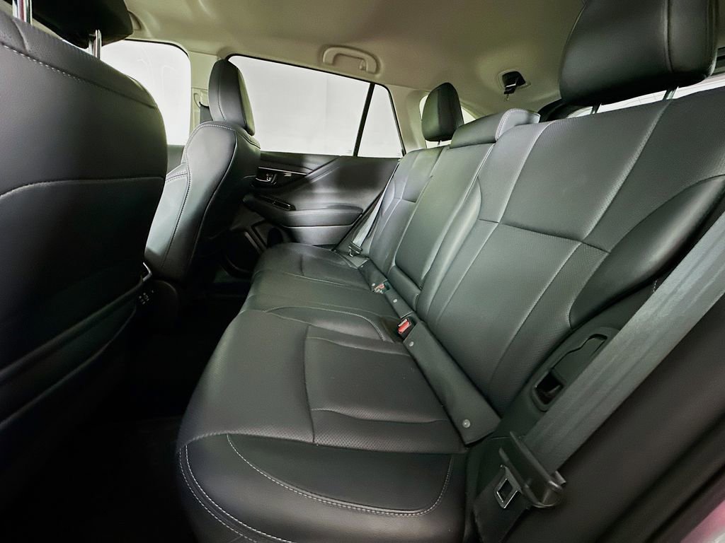 Used 2023 Subaru Outback Limited image 4