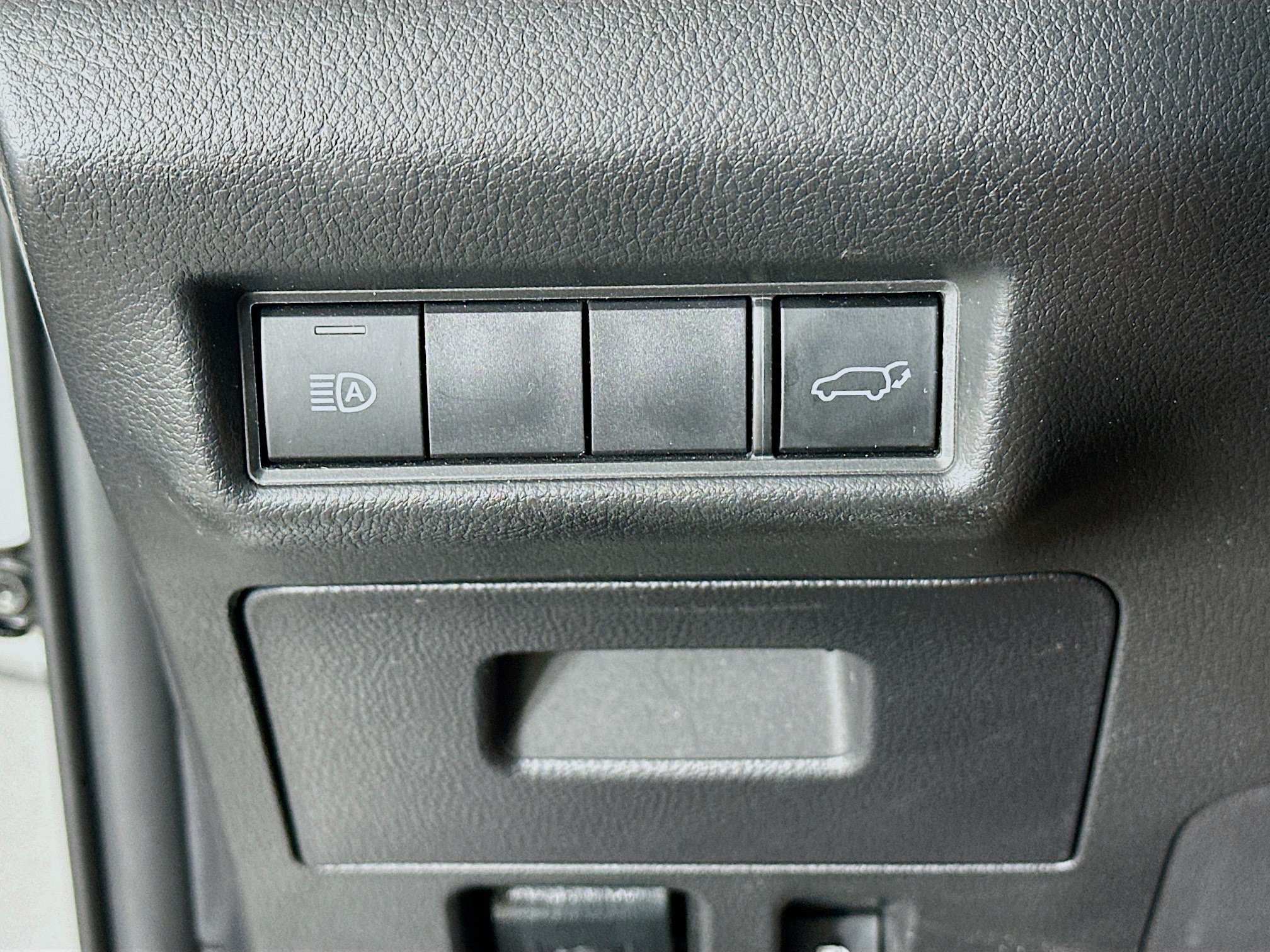 Used 2025 Toyota Grand Highlander FWD image 17
