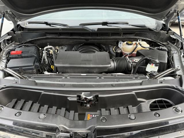 Used 2024 Cadillac Escalade Sport Platinum w/ LPO, ONYX Package image 27