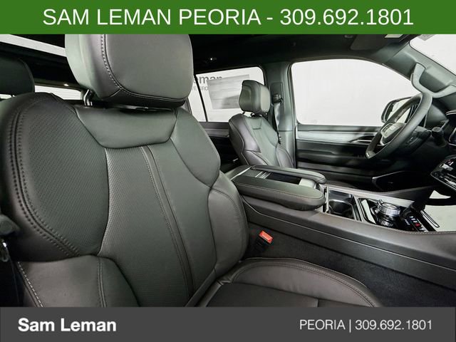 New 2026 Jeep Grand Wagoneer image 30