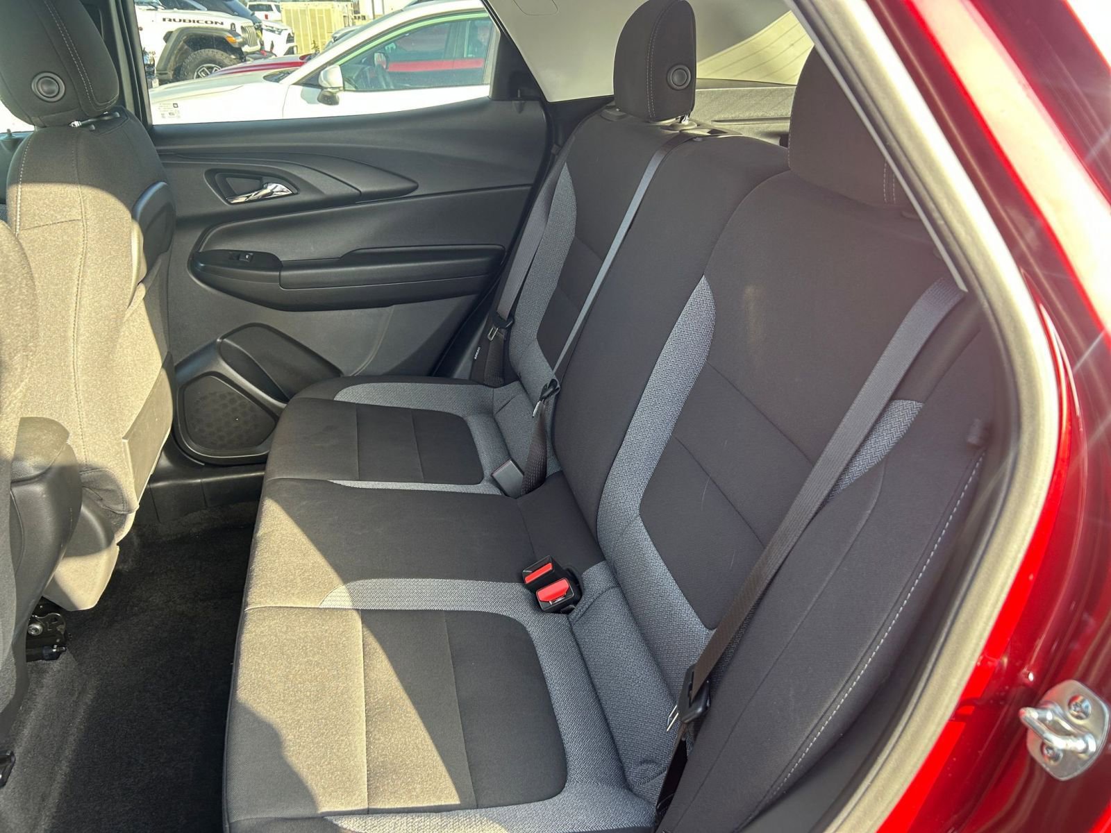 Used 2025 Chevrolet TrailBlazer LT image 35