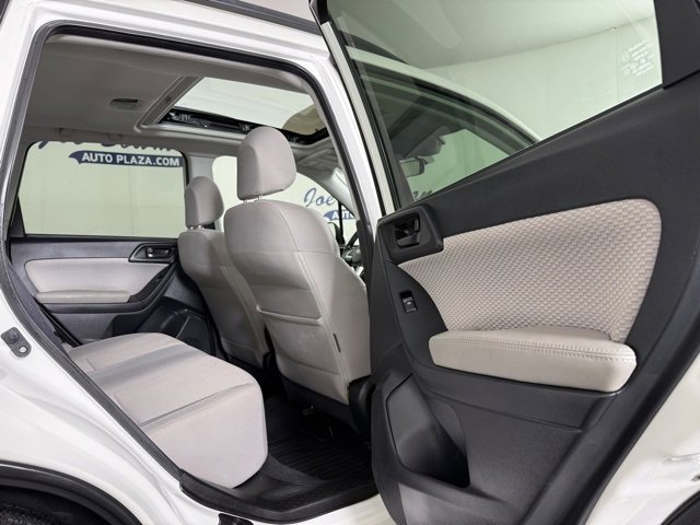 Used 2017 Subaru Forester 2.5i Premium image 19