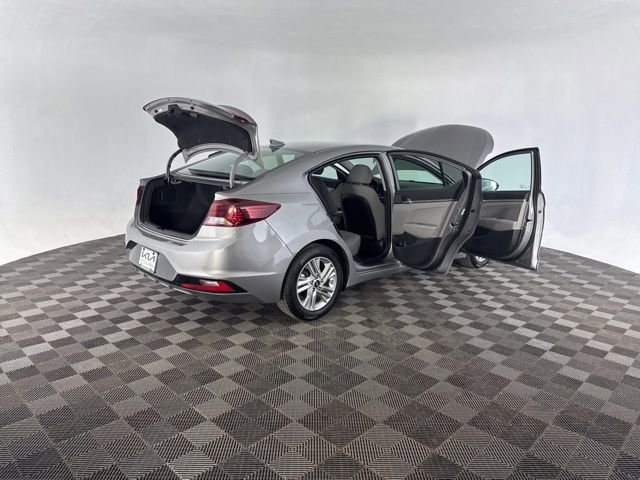 Used 2020 Hyundai Elantra SEL image 16