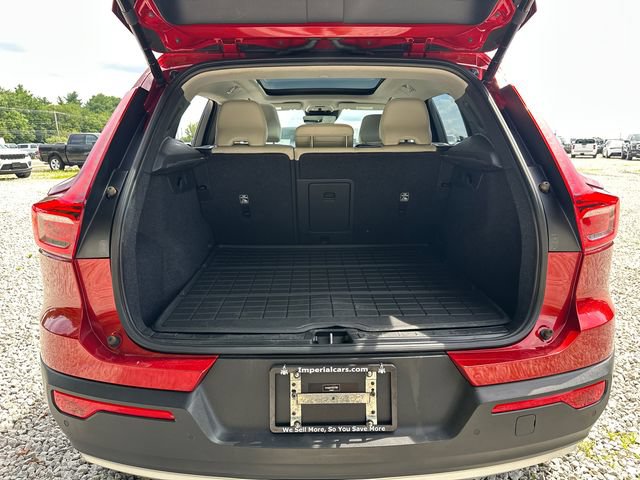 Used 2021 Volvo XC40 T5 Momentum w/ Premium Package AWD/4WD image 15
