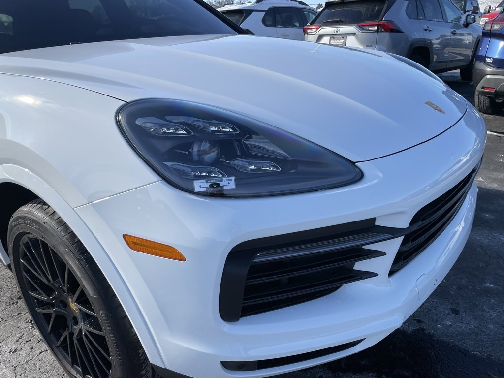 Used 2021 Porsche Cayenne Base image 33