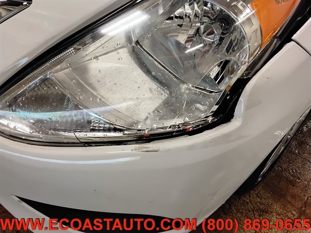 Used 2018 Nissan Versa SV FWD image 16