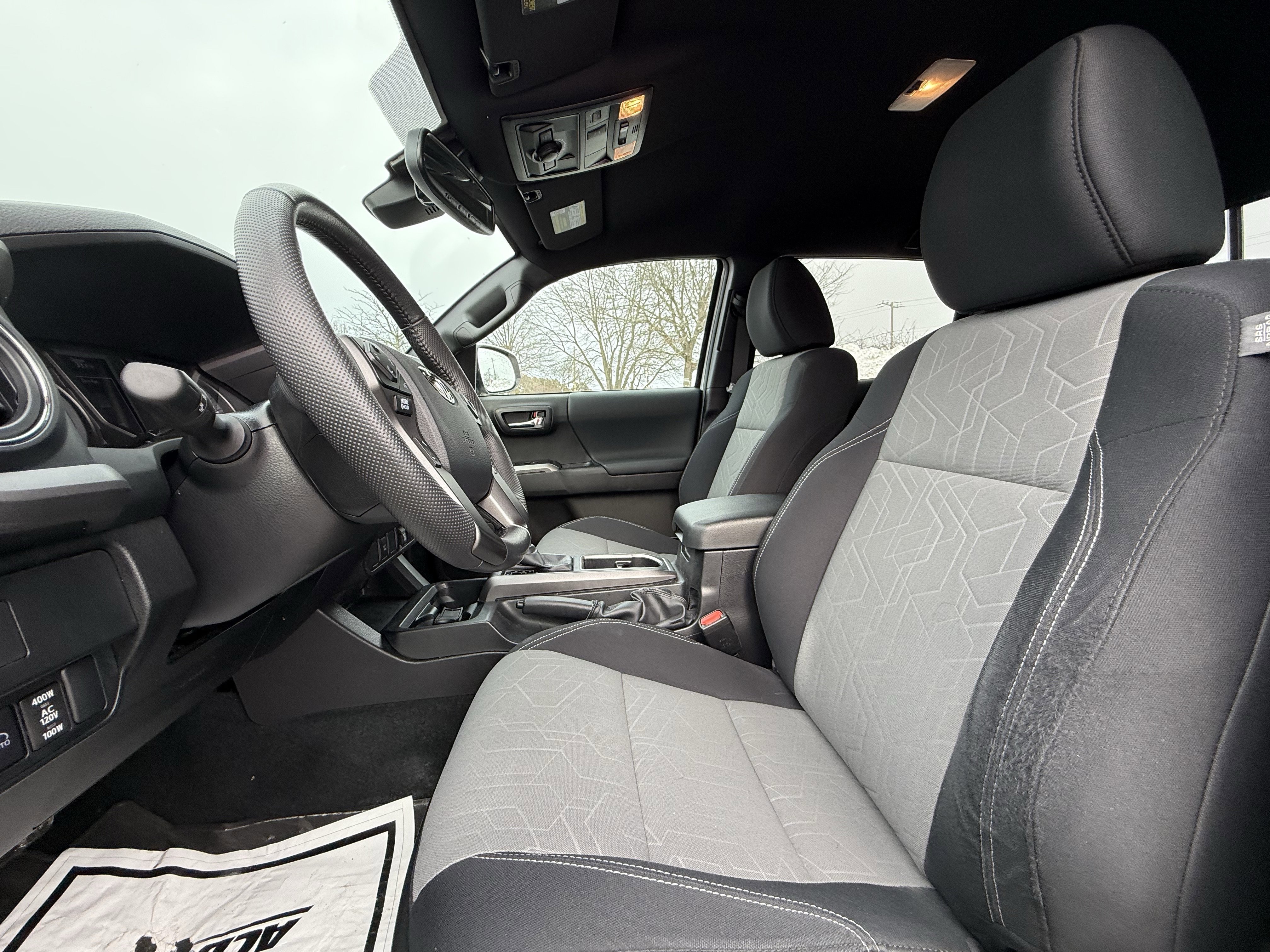 Used 2023 Toyota Tacoma TRD Off-Road image 27