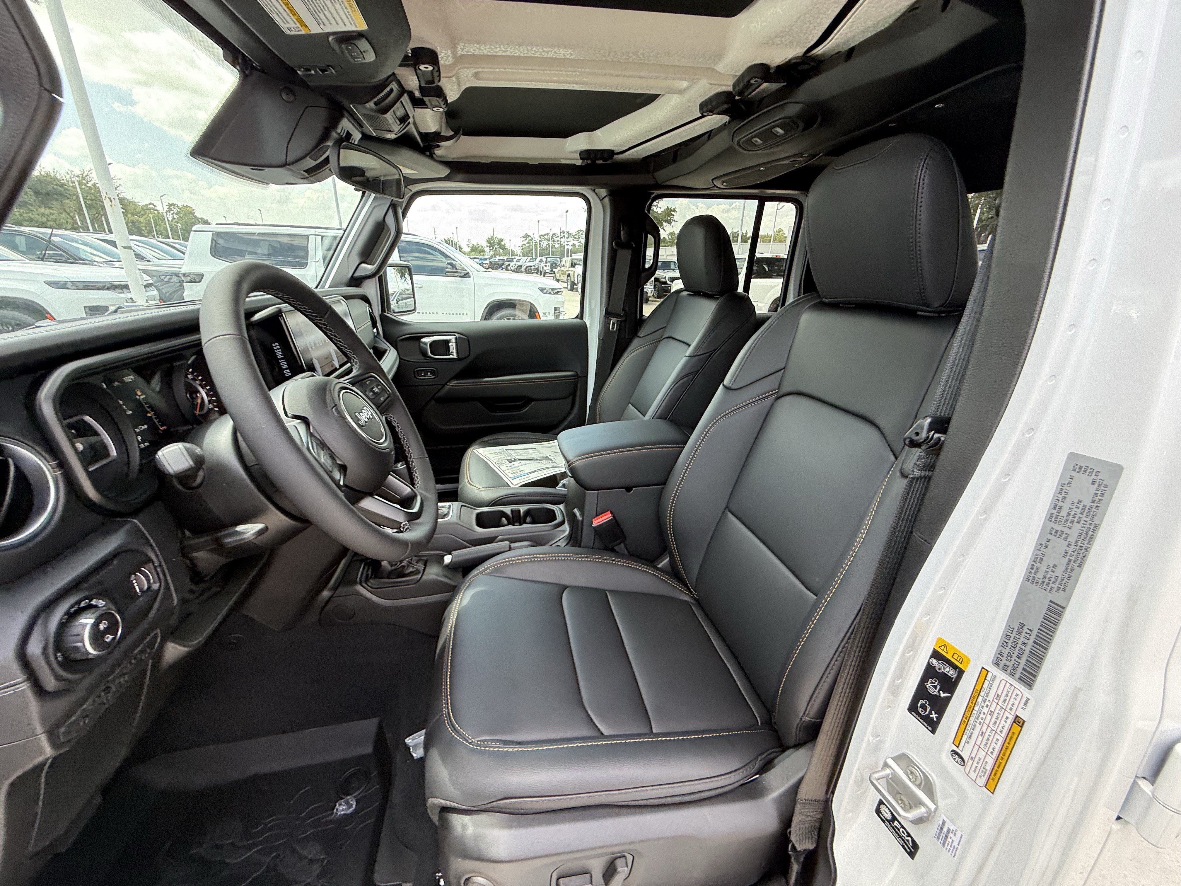 New 2026 Jeep Gladiator Sport AWD/4WD image 17
