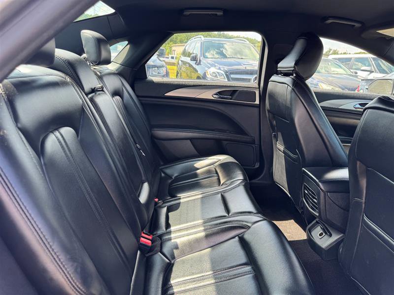 Used 2020 Lincoln MKZ FWD image 16