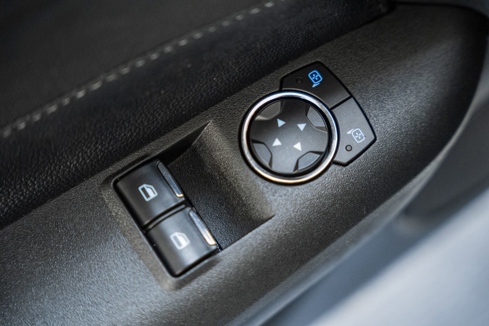 Certified 2017 Ford Mustang Coupe image 39