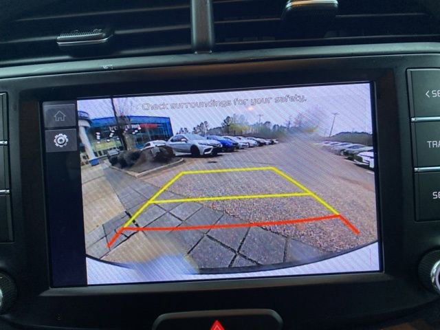 Used 2023 Kia Soul LX image 13