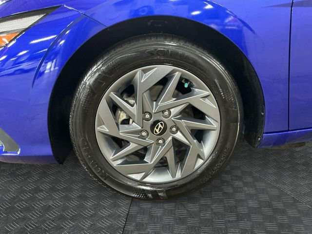 Used 2024 Hyundai Elantra SEL image 15