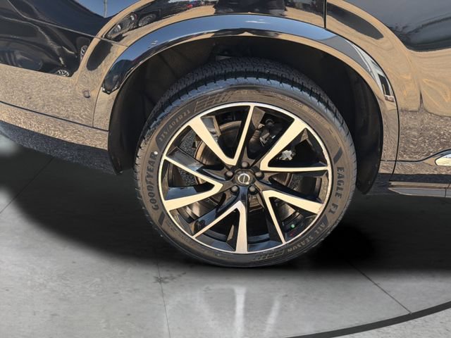 Used 2024 Volvo XC90 B6 Plus AWD/4WD image 33