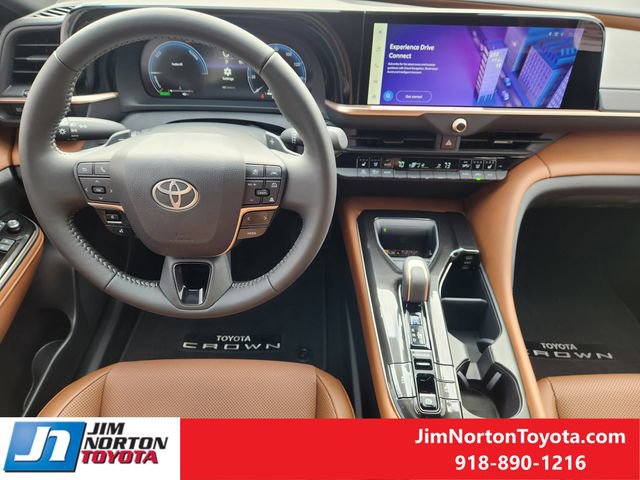Used 2026 Toyota Crown Signia image 30